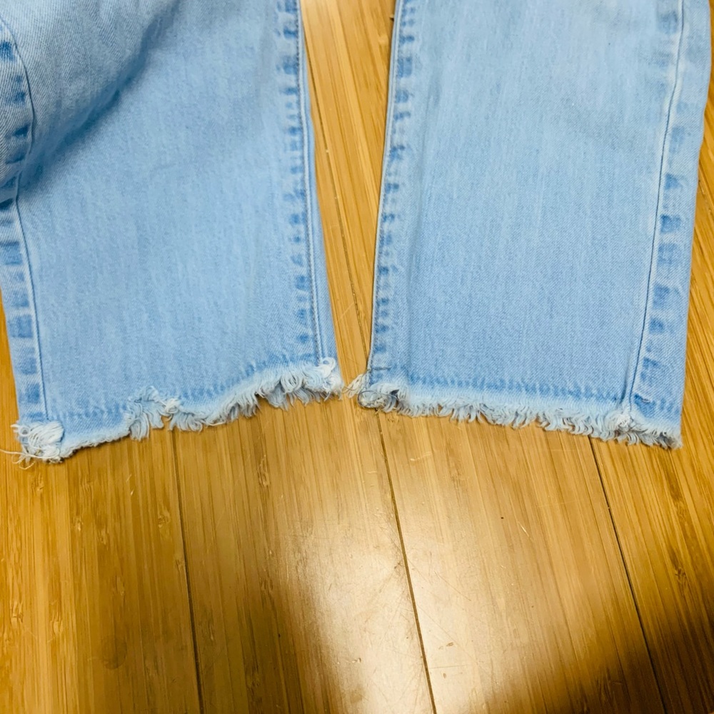 Guess Tomboy Jeans - Picture 5 of 5